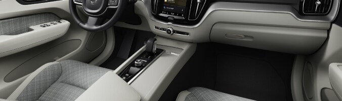 Volvo XC60 interior color: Blond