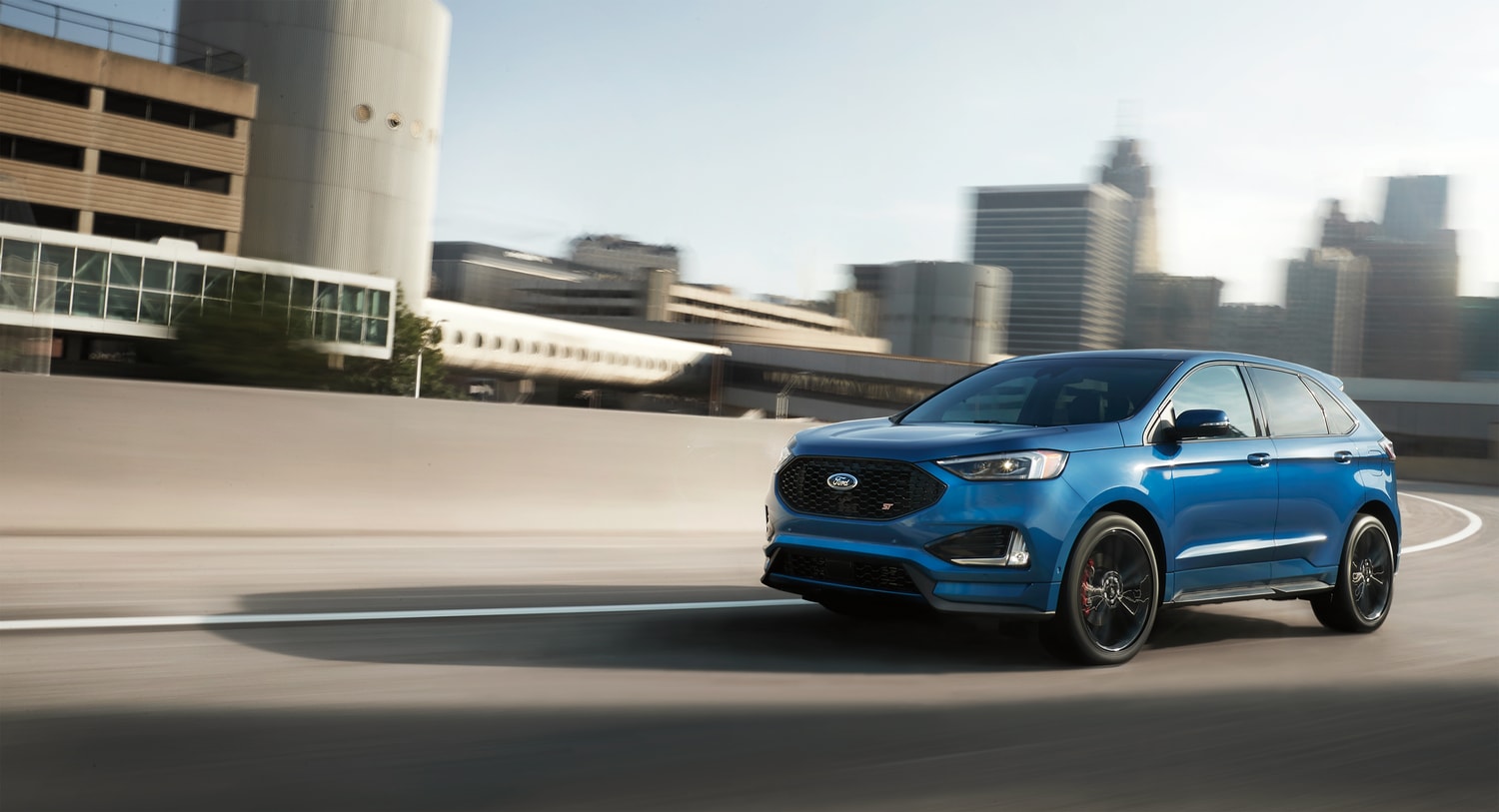 2020-Ford-Edge-ST-SUV-L01.png