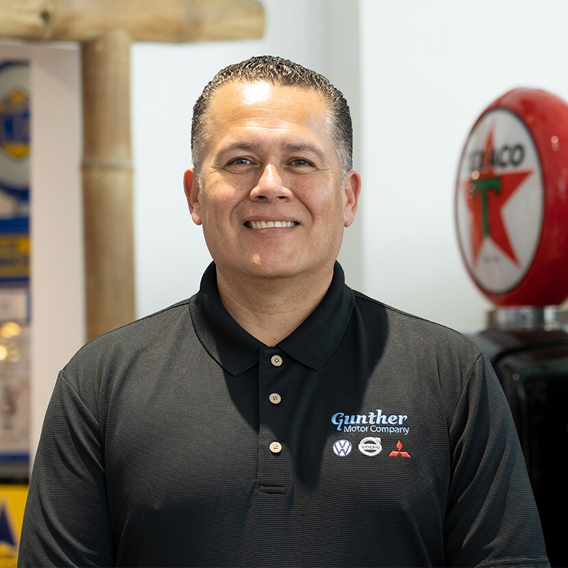 GVW_Coconut Creek_staff_pictures_1122_0029_Eduardo Esparza.jpg