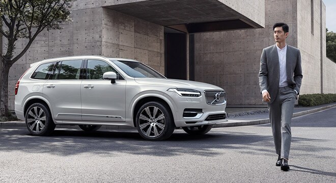 xc90_2.jpg