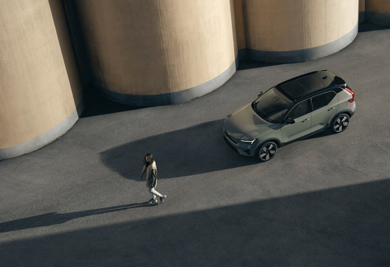 Volvo XC40 Recharge Driver Assistance