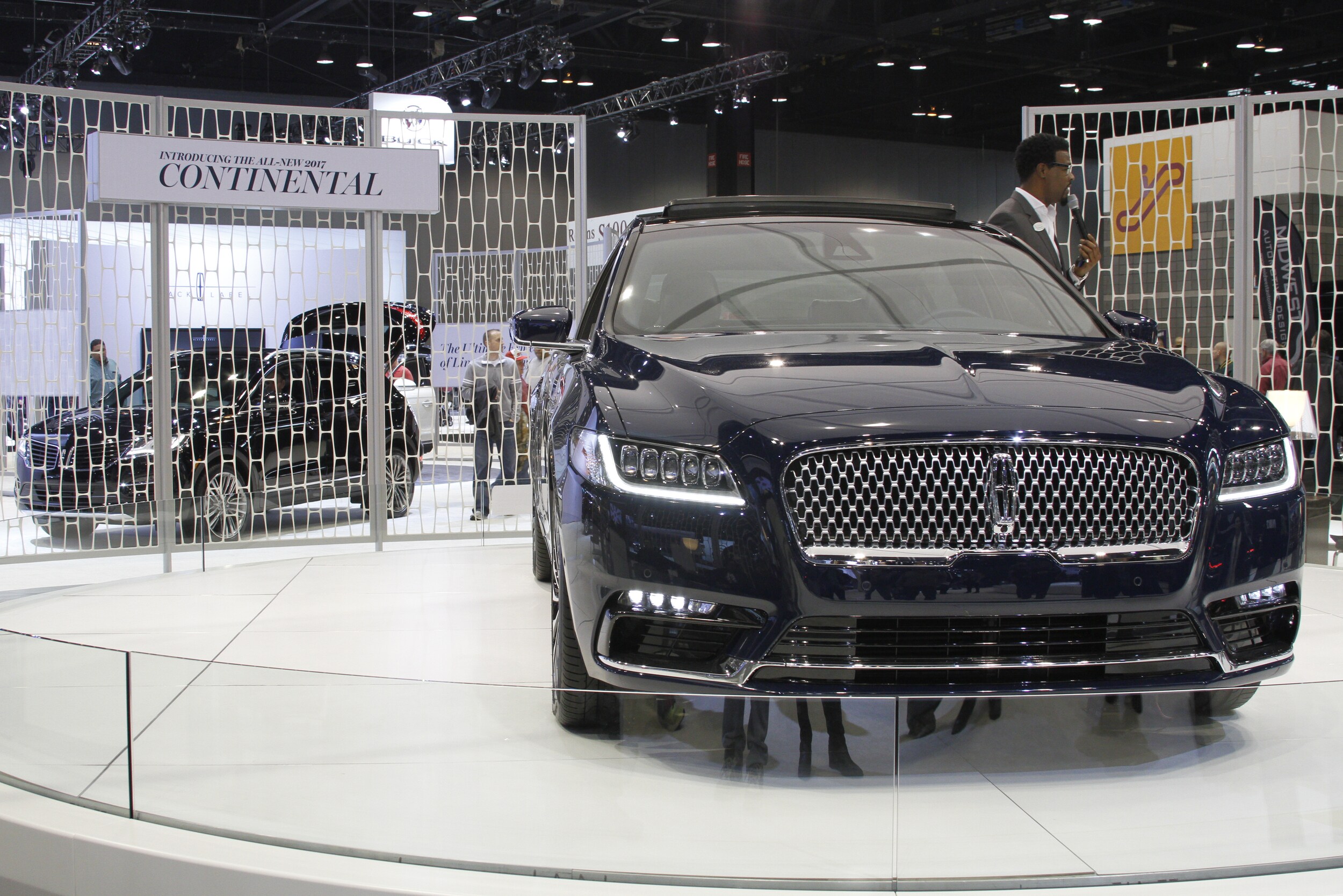 lincoln_continental.JPG