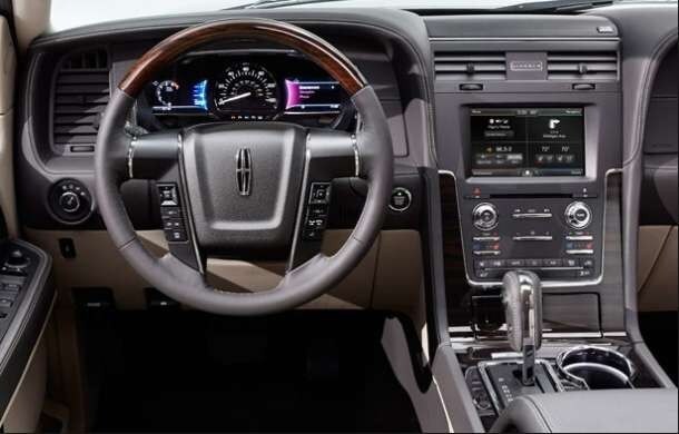 2016-Lincoln-Navigator-interior-610x390.jpg