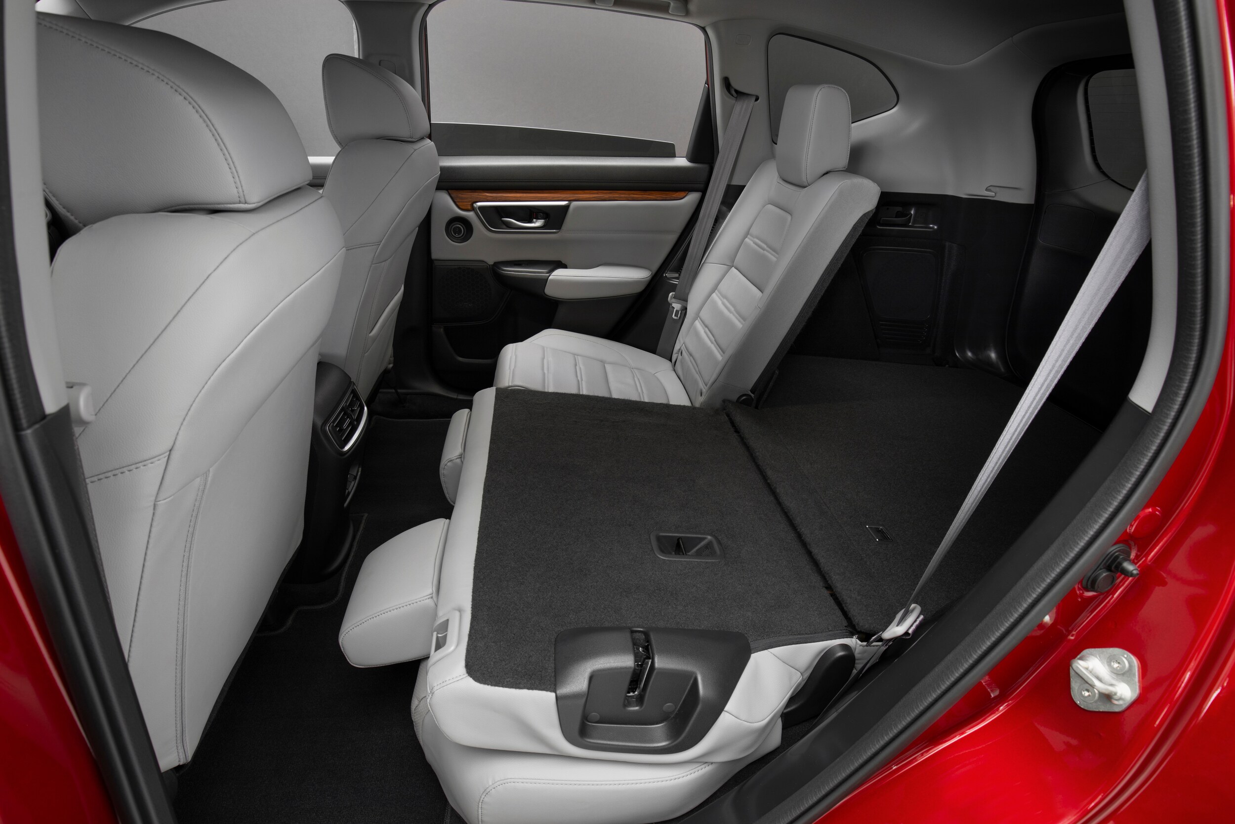 12 2020 Honda CR-V Hybrid.jpg 2020 Honda CR-V Hybrid Rear Seat