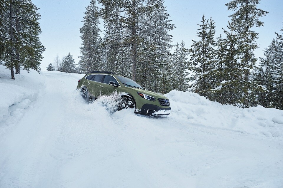 2020 Subaru Outback Winter.jpg