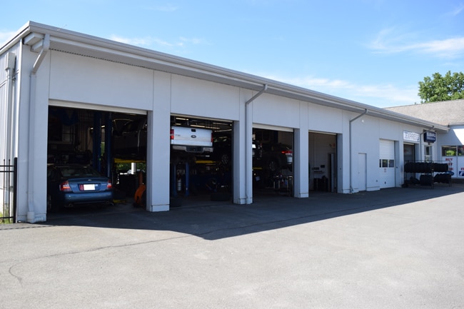 Service_Bays.jpg