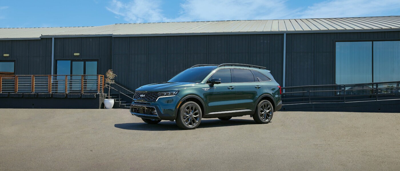 2025 Kia Sorento Exterior Parked By Building