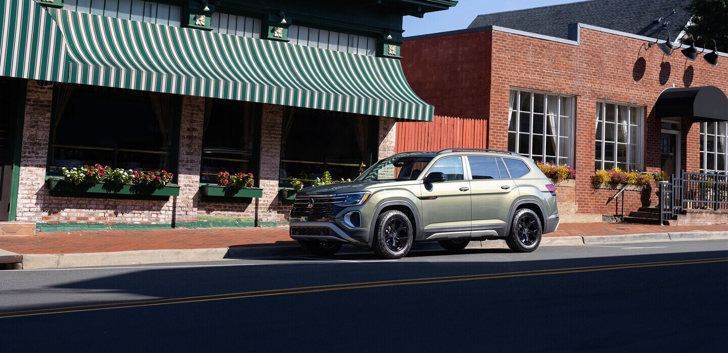 2026-Volkswagen-Atlas-PeakEdition-SUV-L03-1440x699.jpeg VW Atlas
