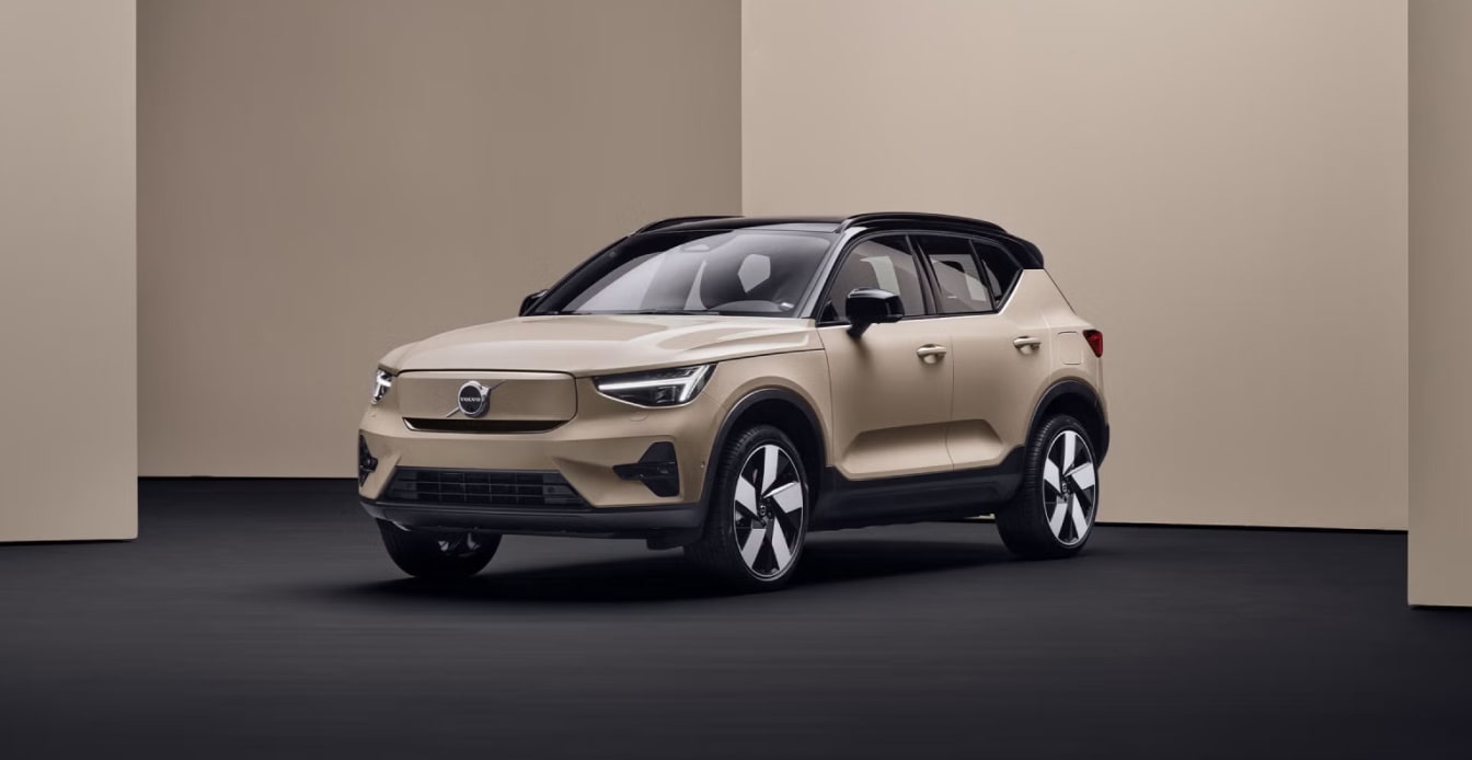 2025 Volvo EX40