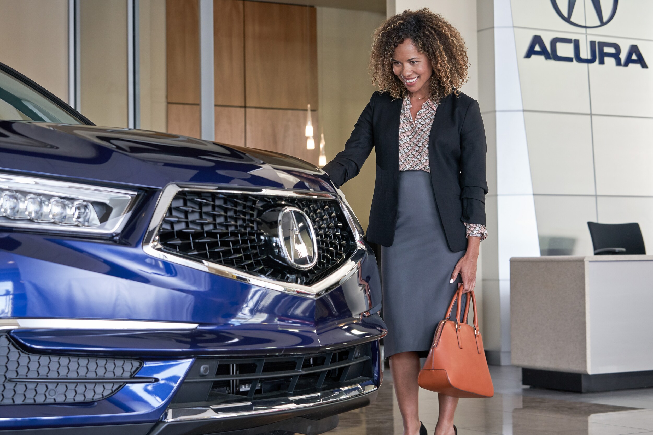 Acura_Dealership_Customer_2.jpg