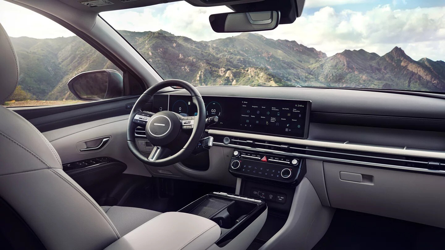 2025_Hyundai_Tucson_interior.jpg