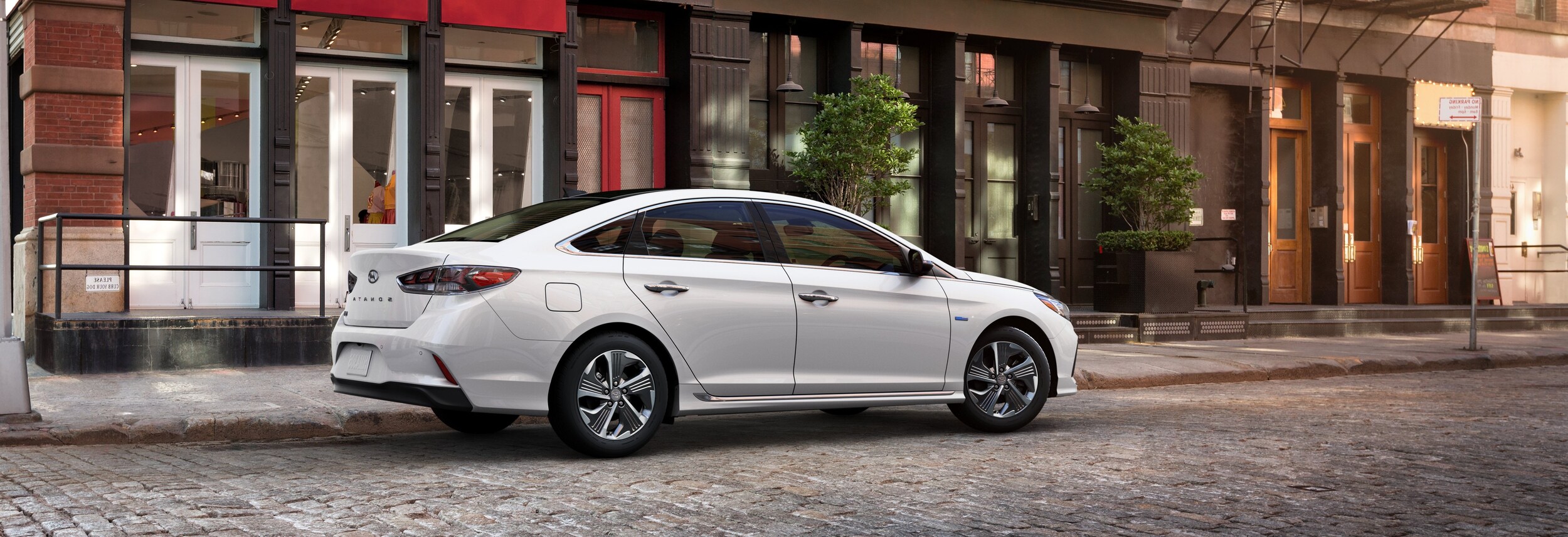 New 2019 Hyundai Elantra Hybrid.jpg
