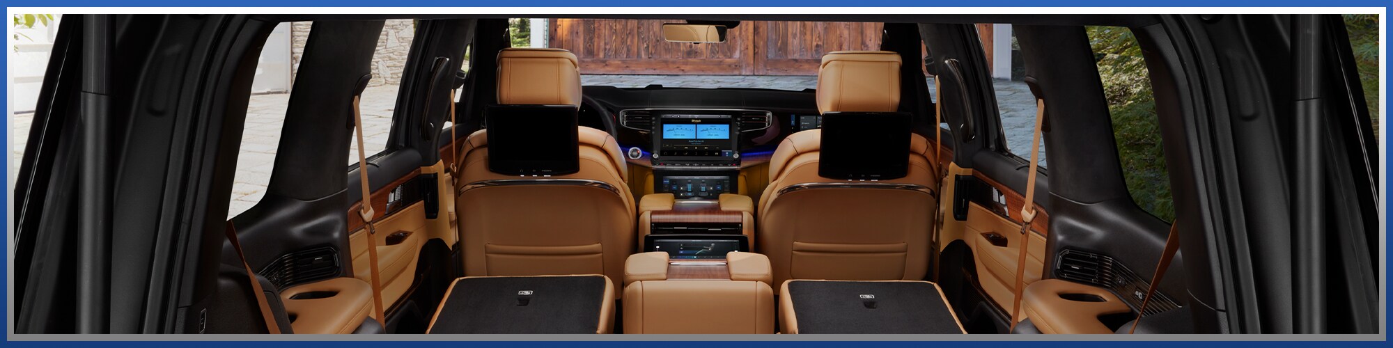 2022 Grand Wagoneer interior
