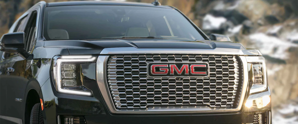 2022-yukon-denali-gallery-exterior-22PGYK00039.png
