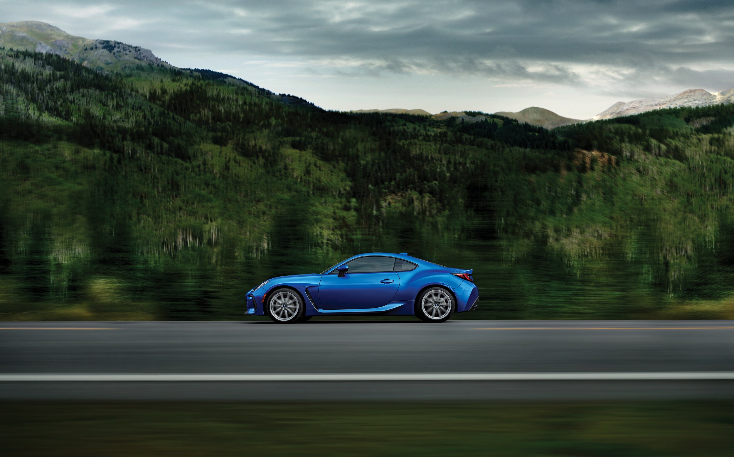 2023-Subaru-BRZ-Premium-Coupe-L03.jpg