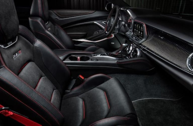 2023 Chevy Camaro Front Interior 768x500_oem.jpg