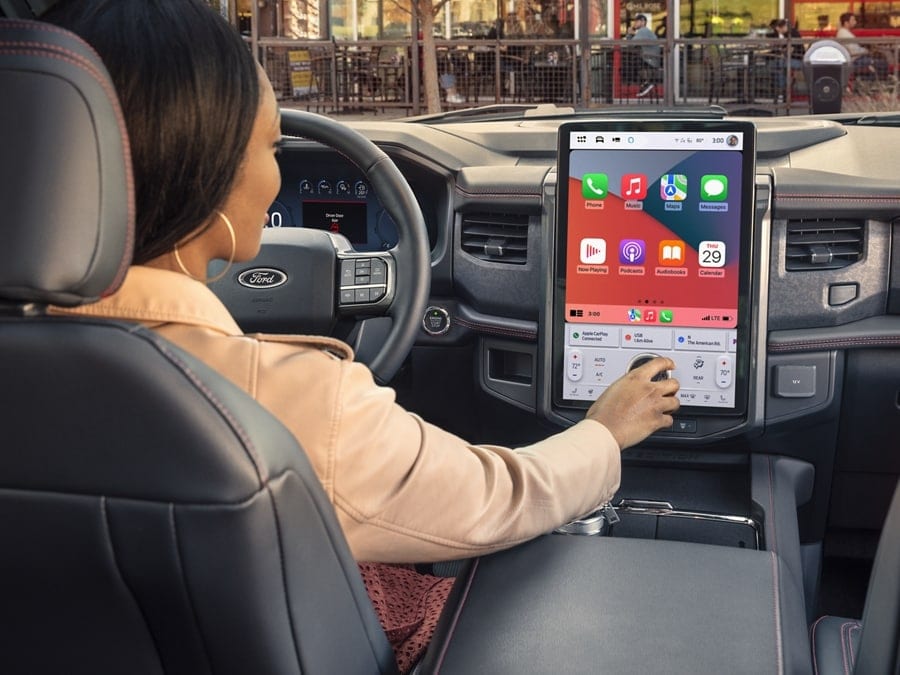 Driver Using New LCD Touchscreen in Expedition