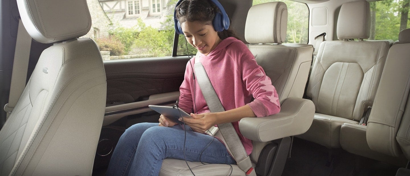 Child in Backseat of Ford Expedition