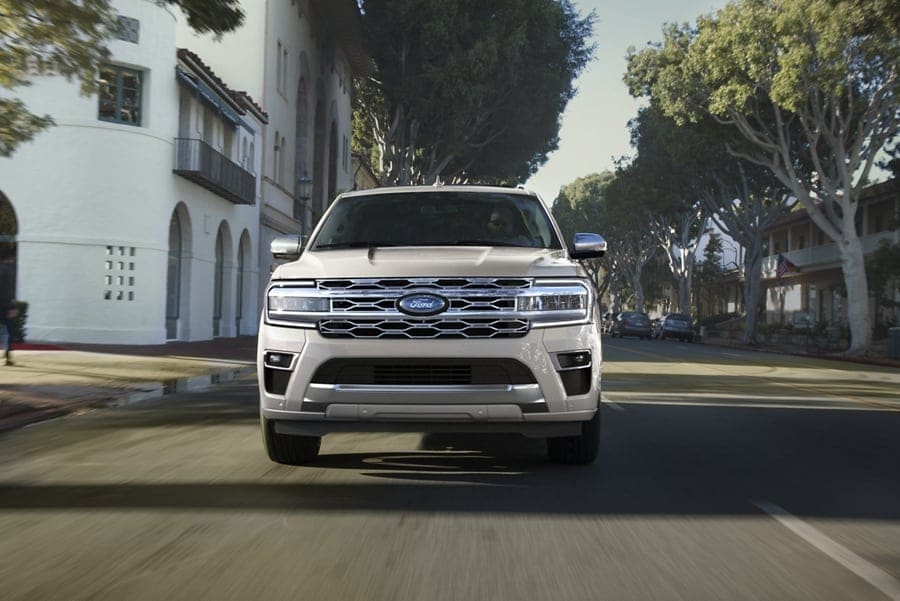 Front View of Ford Expedition