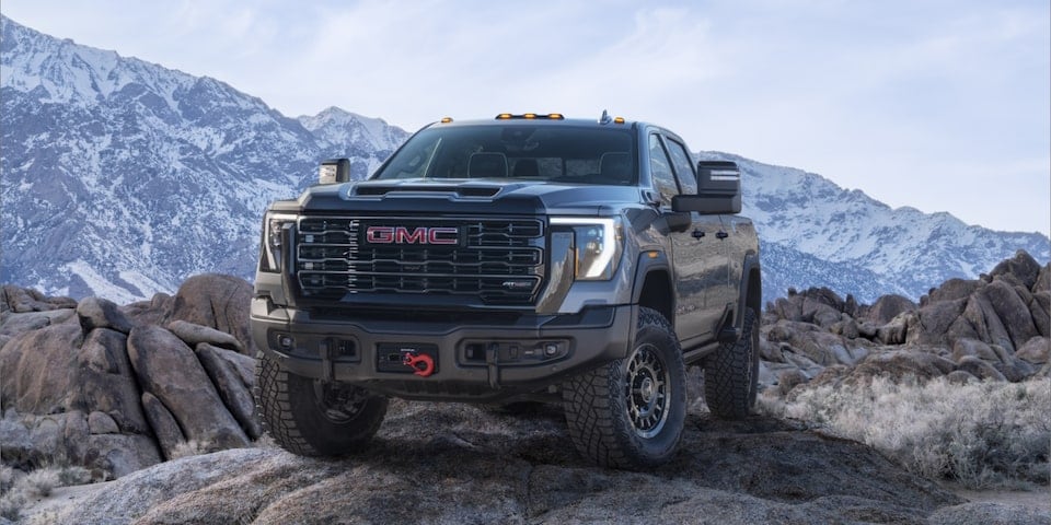 My24-sierra-hd-at4x-reveal-aev-trimspec-1920x960-24PGSRHD00349.jpg