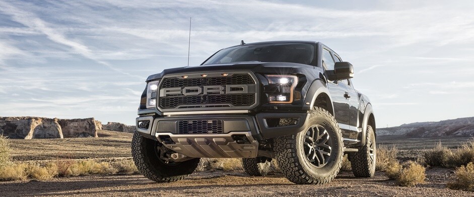 2018-Ford-F150-Raptor-CrewCab-Truck-L01.jpg