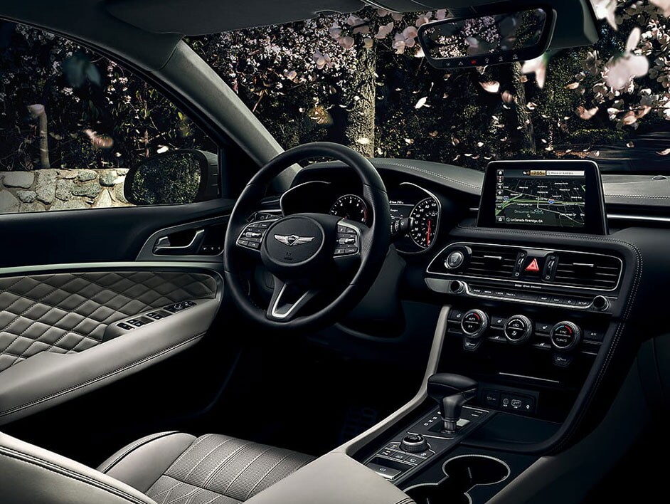 2019 Genesis G70 vs G80: Interior Features