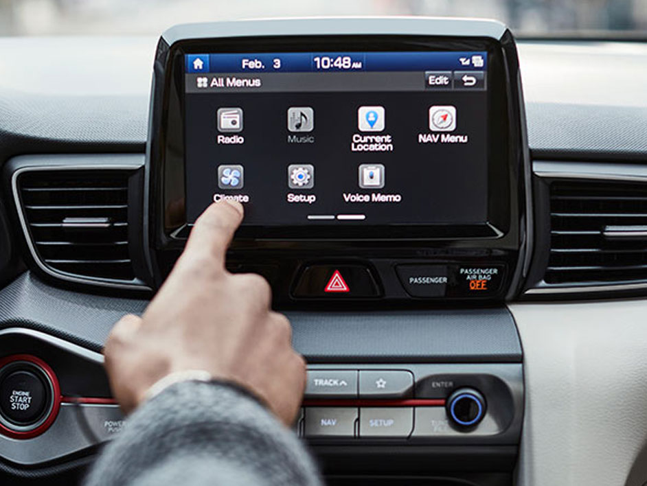2020 Hyundai Veloster Technology Features near Orlando, FL