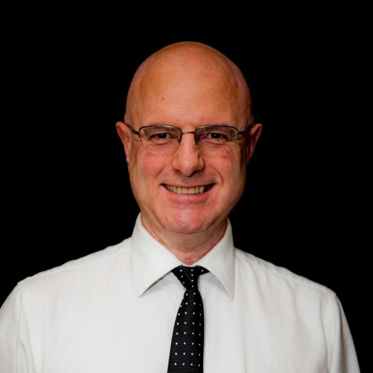 Robert C Phillips,CA