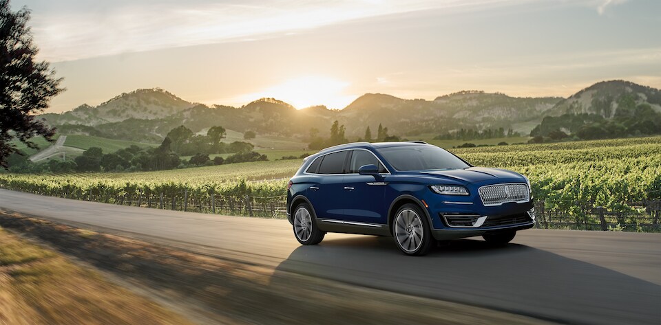 2019-Lincoln-Nautilus-SUV-L05.jpeg