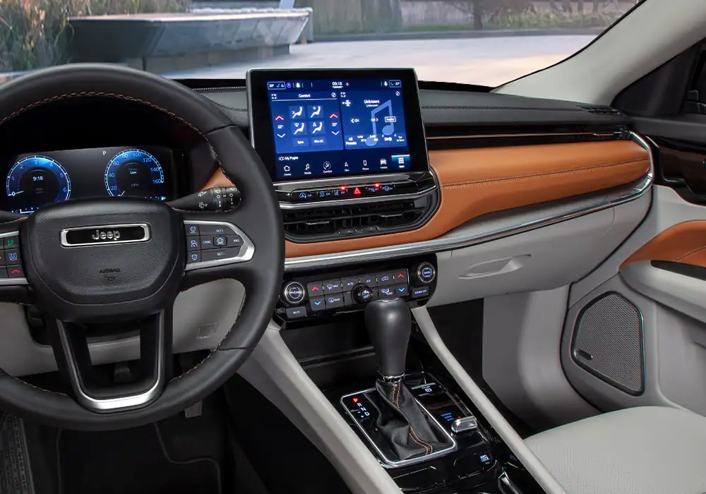 2022-Compass-Interior-Intstrumet.png