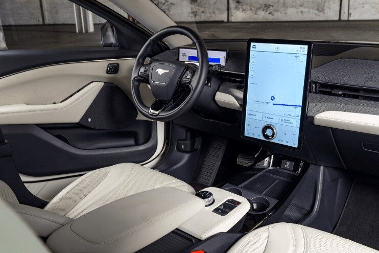 Mustang Mach-E interior white-min.png