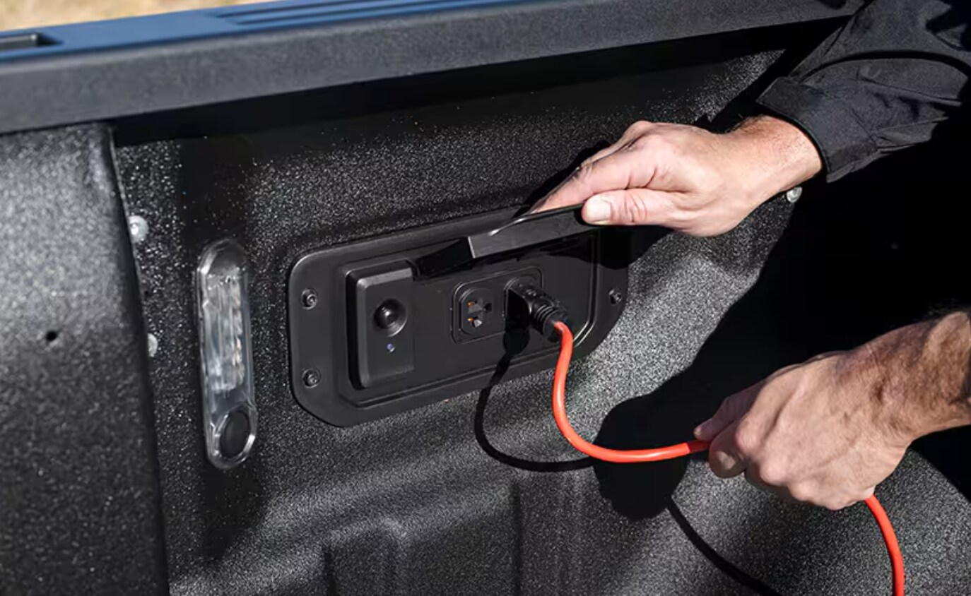 2025 Ram 1500 Bed AC Power