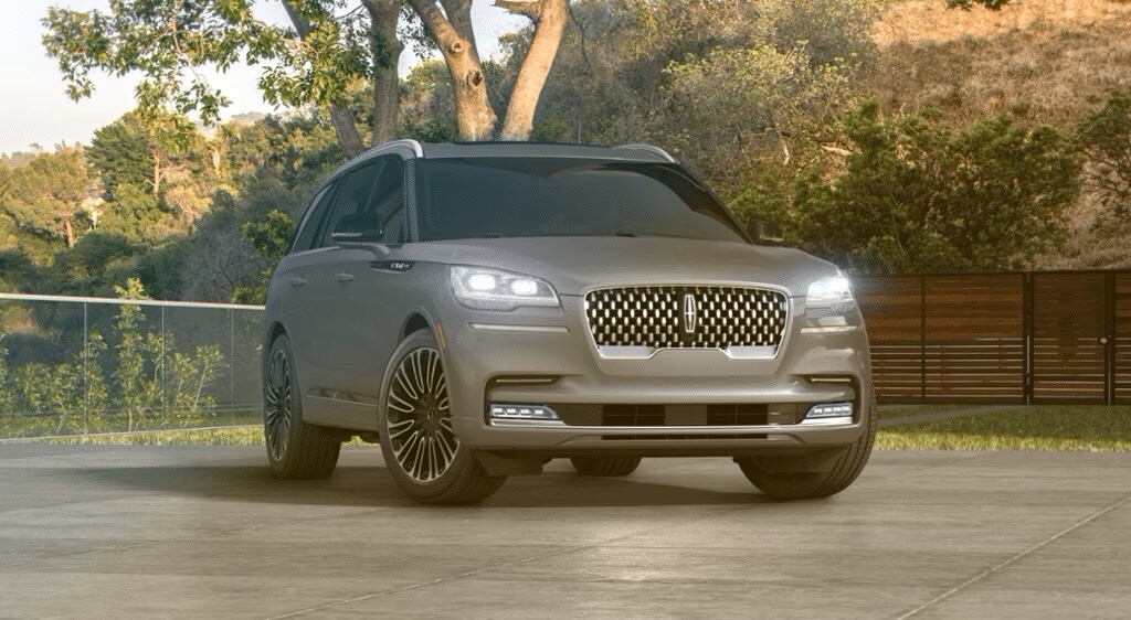 2024aviator-black.jpg