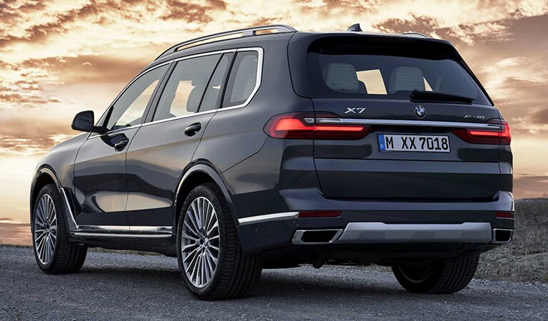 Pre-Owned BMW X7
