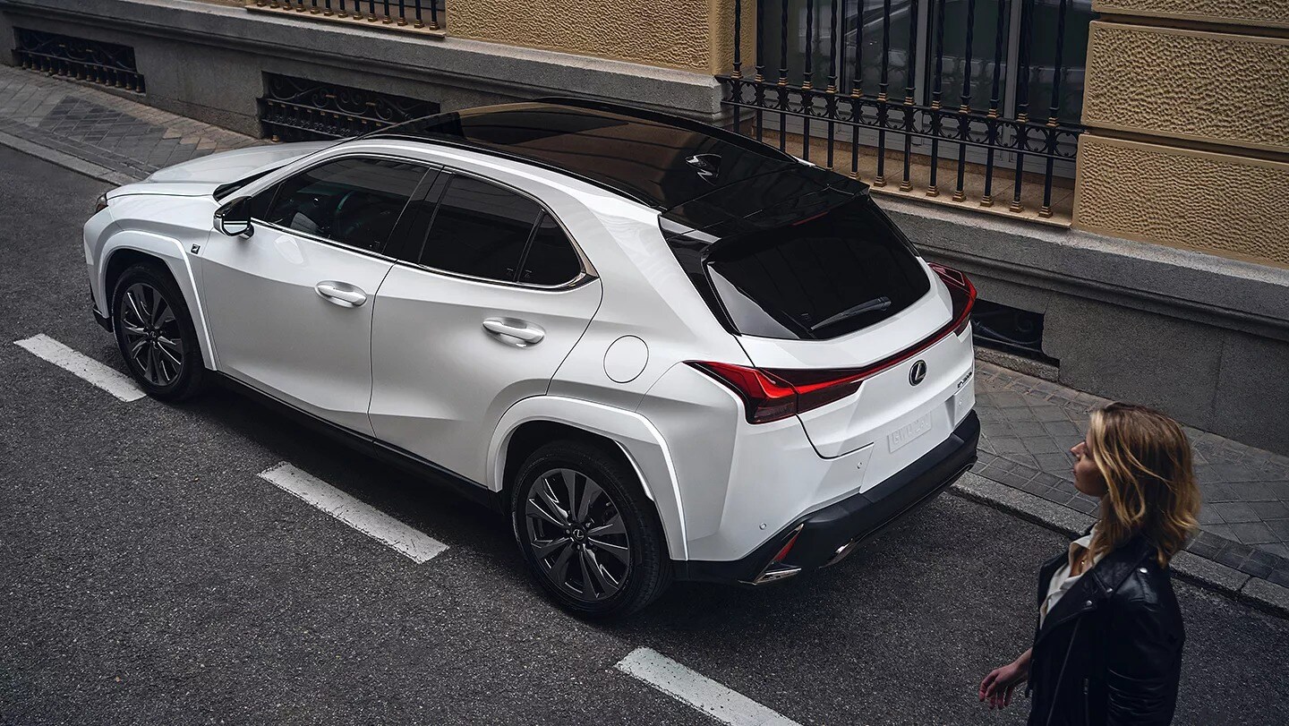 2025 Lexus UX Hybrid