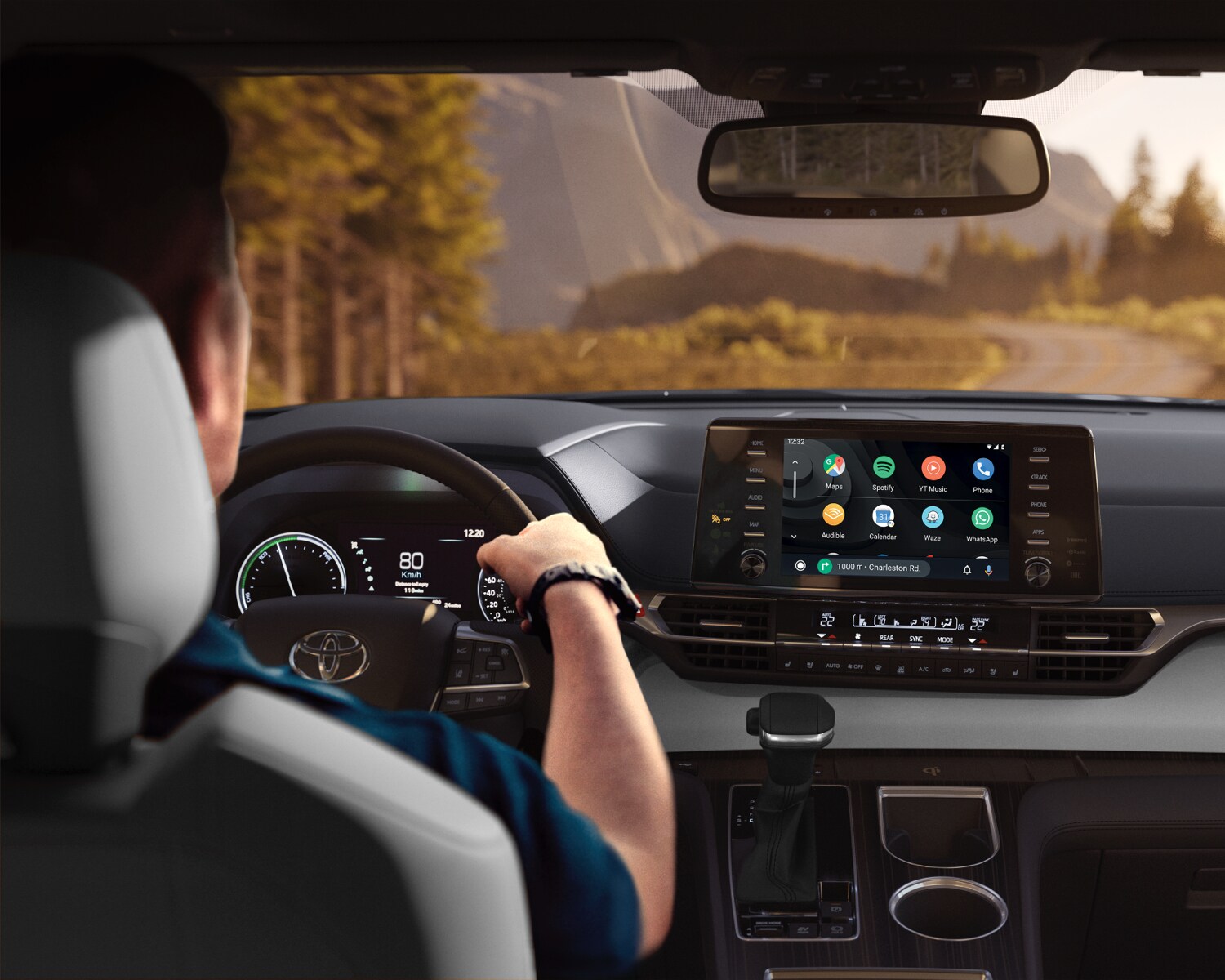 toyota-2021-sienna-limited-interior-graphite-l.jpg