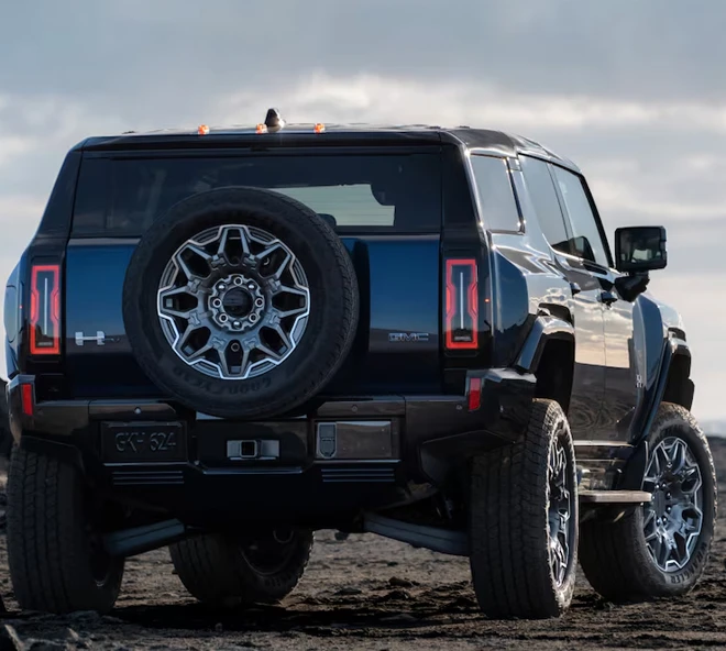 Hummer dealership