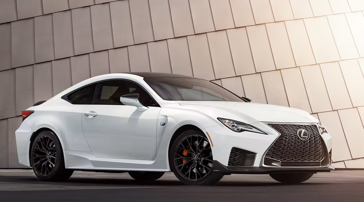 Lexus-RCF-design-agressivestyling-desktop-1440x800-LEX-RCF-MY23-0045.jpeg