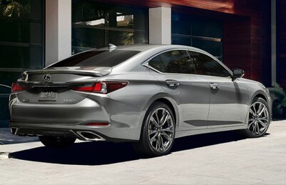 2021 Lexus ES Rear
