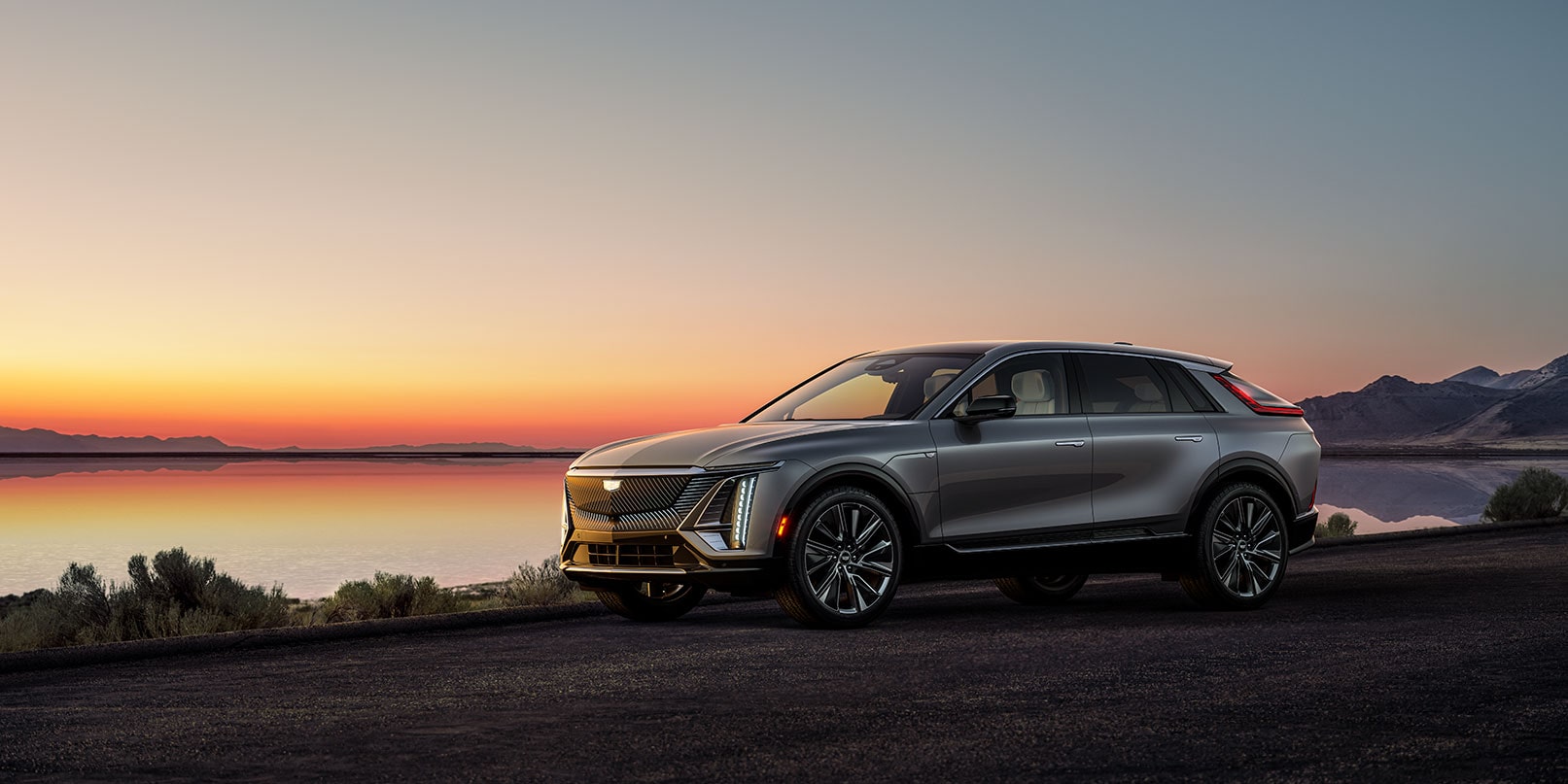 2023 Cadillac LYRIQ First Look near Hinsdale, IL