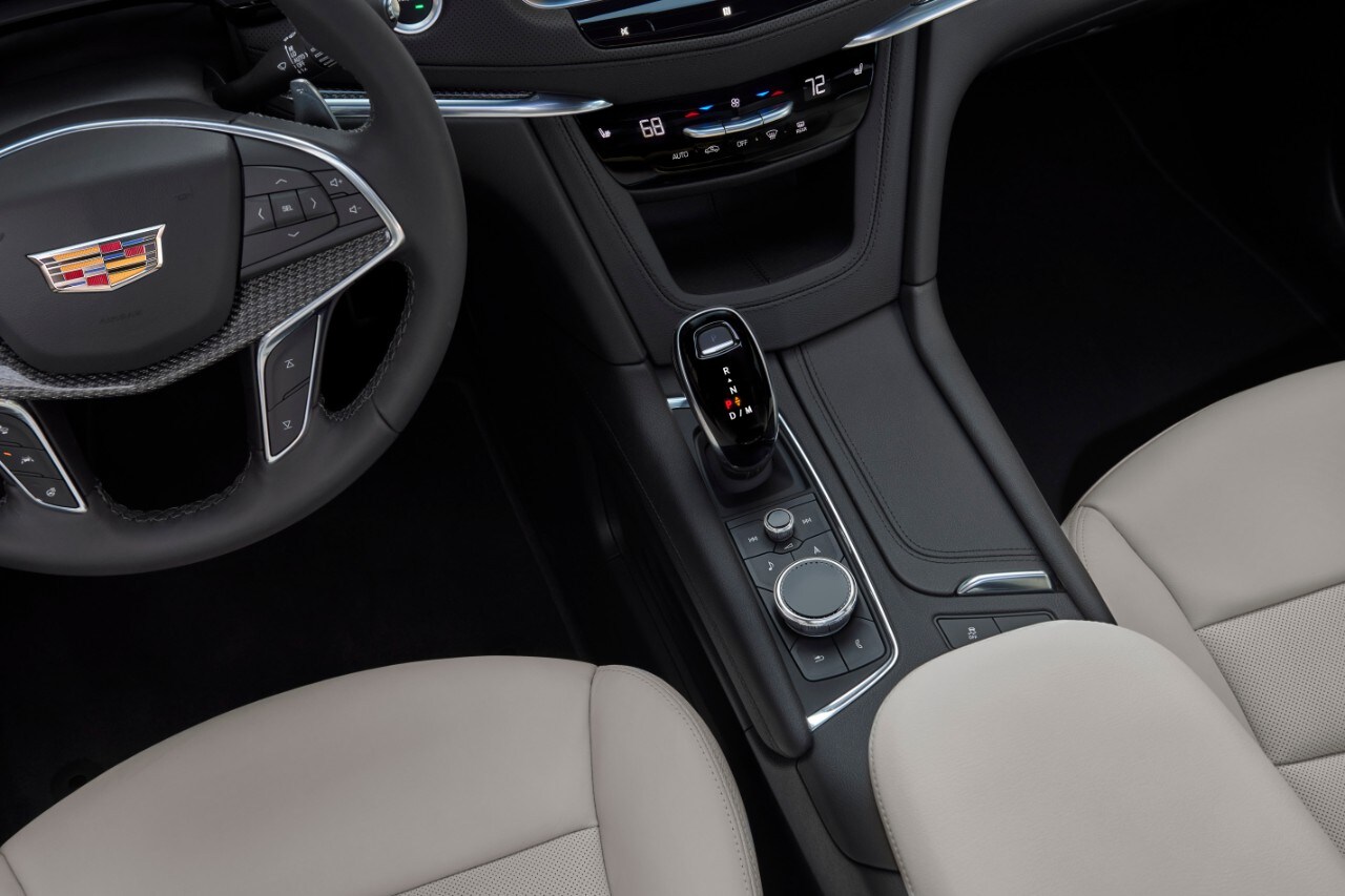 2021 Cadillac XT5 Gear Shift Knob