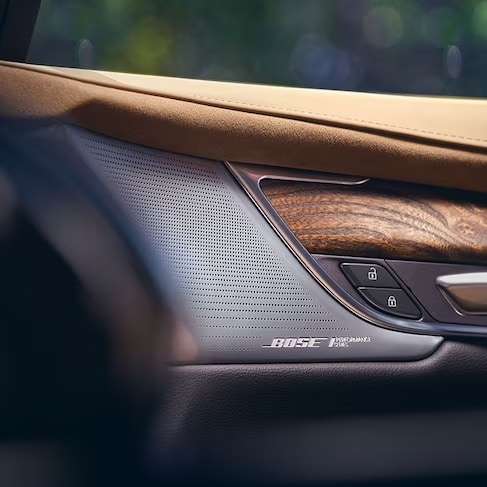 2024 Cadillac XT5 Bose® Speaker System