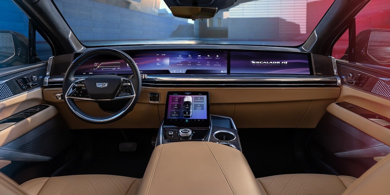 2025 Cadillac Escalade IQ 55-Inch Display