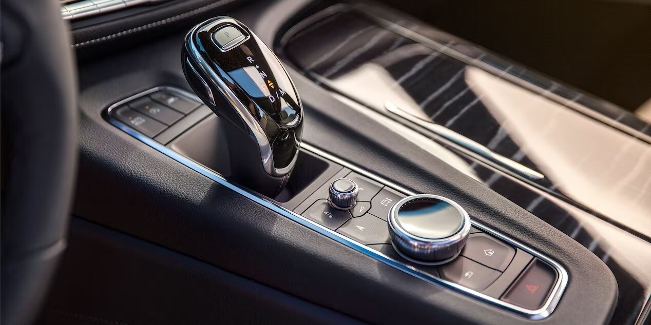 2023 Cadillac Escalade Gear Selector.jpg