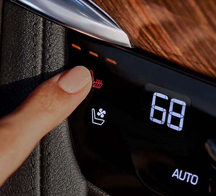2023 XT6 Ventilated and Heated Seating Function