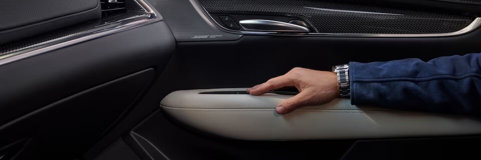 my23-xt5-features-interior-intro-l-v2 (1).jpeg