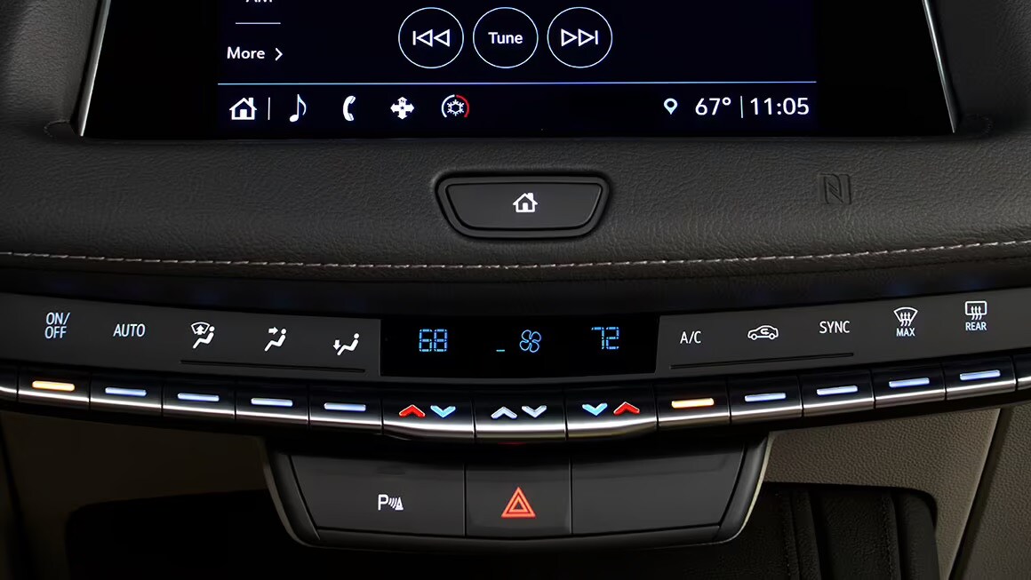 2023 Cadillac XT4 Climate Controls