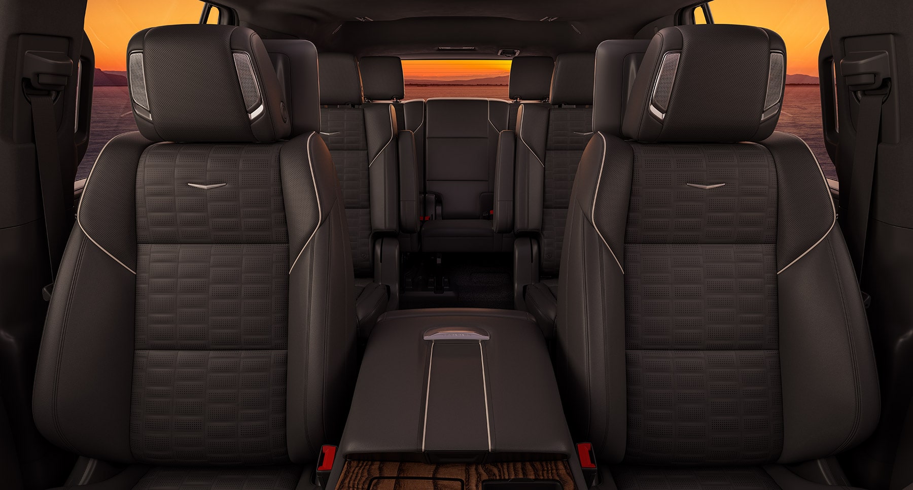 my23-escalade-gallery-scroller-interior-seating-v2.jpg