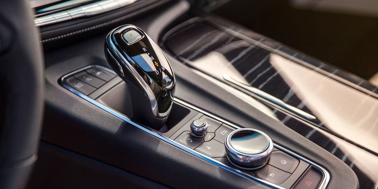 2024 Cadillac Escalade Gear Selector