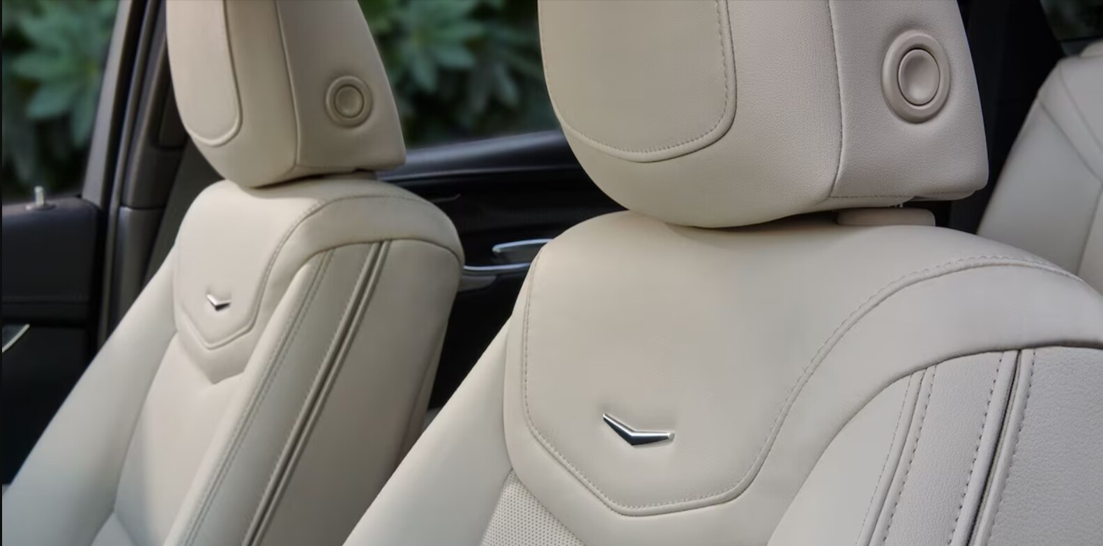 XT5 Seating
